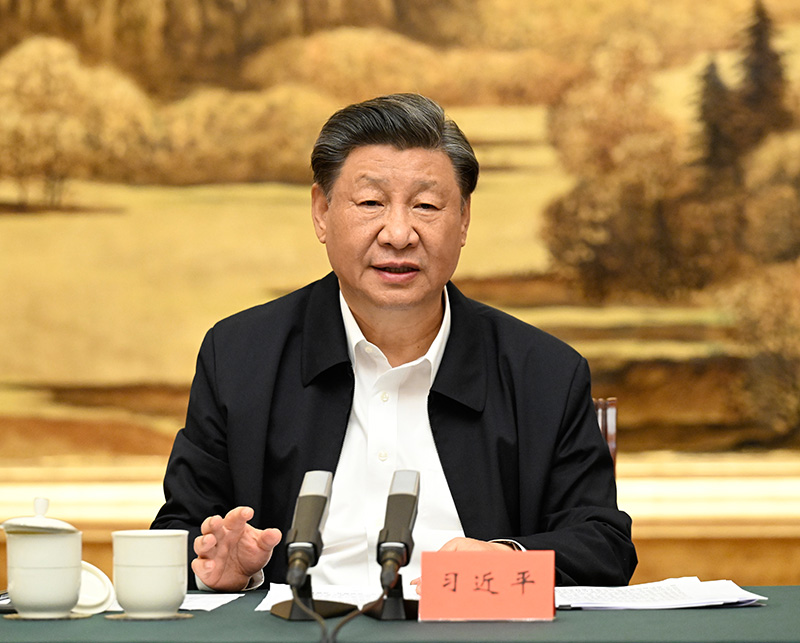 5月17日上午，中共中央總書記、國家主席、中央軍委主席習近平在陜西西安主持中國－中亞峰會前夕，專門聽取陜西省委和省政府工作匯報，發(fā)表了重要講話。
